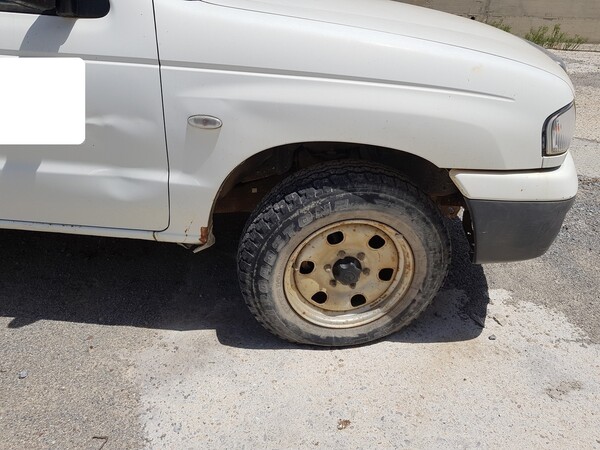 94#4479 Fuoristrada Rover Freelander e pick up Mazda in vendita - foto 34