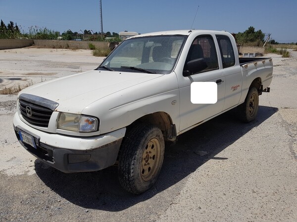 94#4479 Fuoristrada Rover Freelander e pick up Mazda in vendita - foto 39