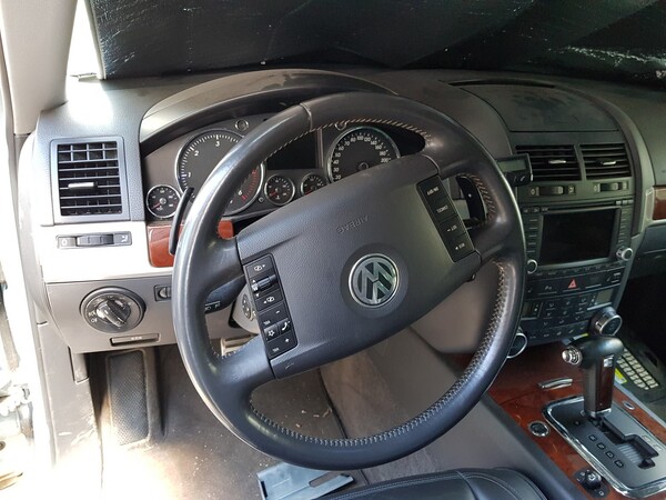 99#4479 Autovettura Volkswagen Touareg in vendita - foto 8