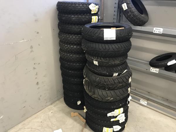1#4485 Gomme categoria motocicli e ciclomotori in vendita - foto 45