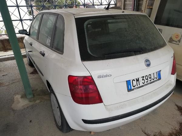 12#4493 Autocarro Fiat Stilo in vendita - foto 9