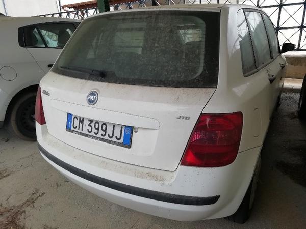 12#4493 Autocarro Fiat Stilo in vendita - foto 10