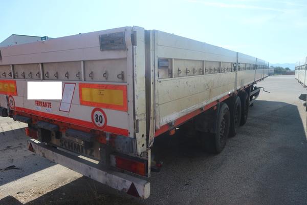 Rimorchi e semirimorchi in vendita