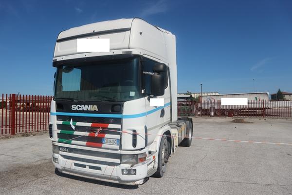 Autocarri in vendita