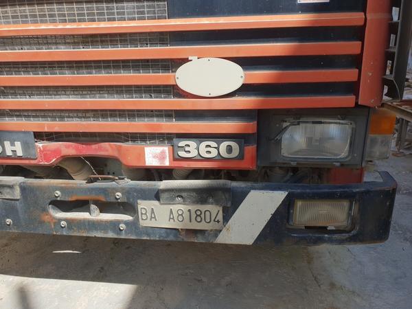 12#4499 Veicolo Scania con cisterna in vendita - foto 3