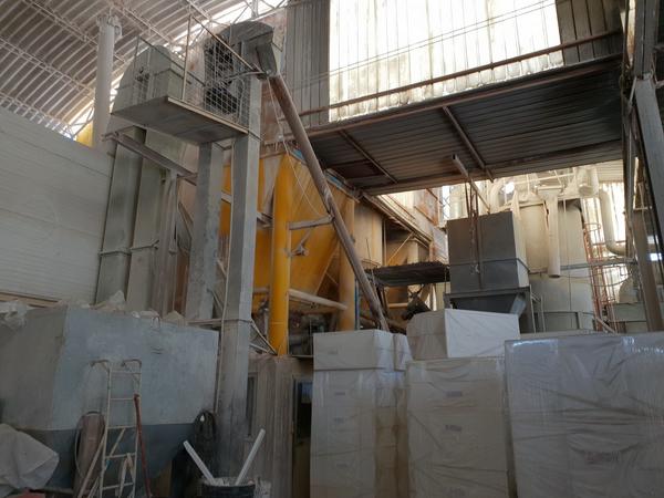 2#4499 Impianto di miscelazione e stoccaggio materie prime e prodotti finiti in vendita - foto 3