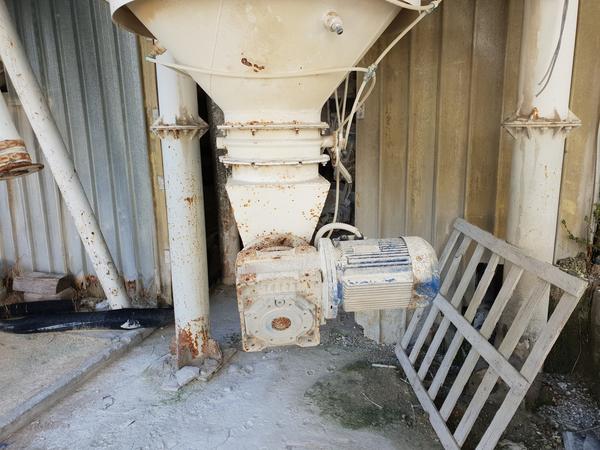 8#4499 Silos e macchinari per la lavorazione di premiscelati in vendita - foto 17