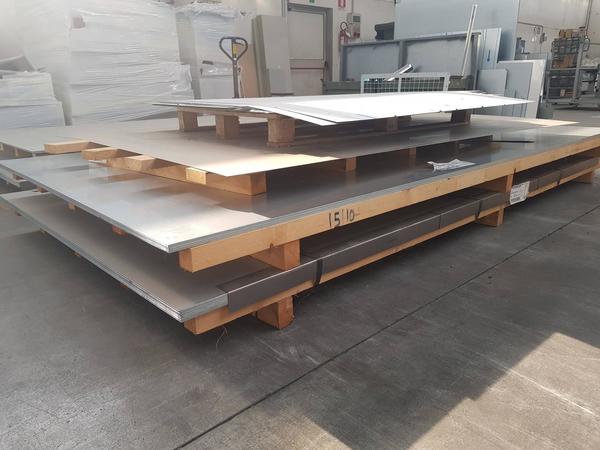 24#4504 Giacenze magazzino per produzione impianti condizionamento in vendita - foto 2