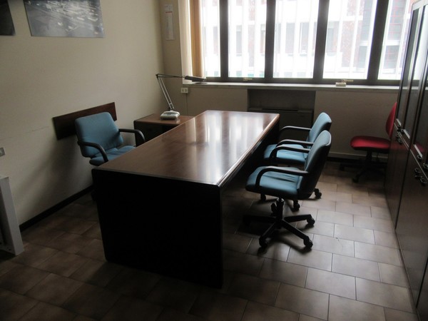 1#45070 Arredi ed attrezzatura elettronica d'ufficio in vendita - foto 2