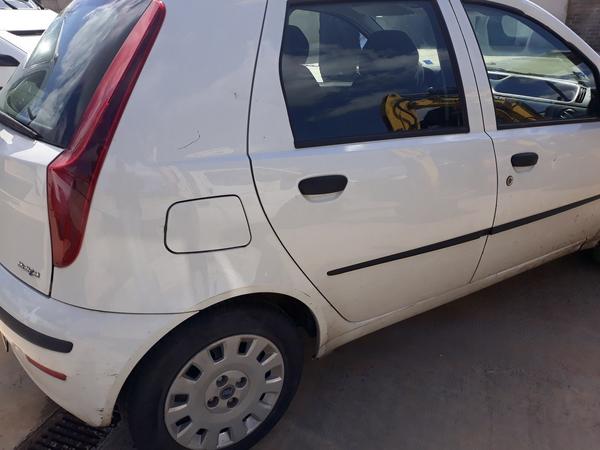 10#4515 Fiat Punto in vendita - foto 5