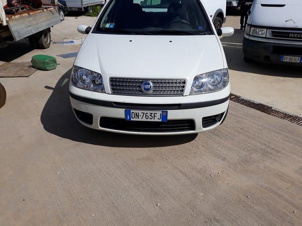 10#4515 Fiat Punto in vendita - foto 7