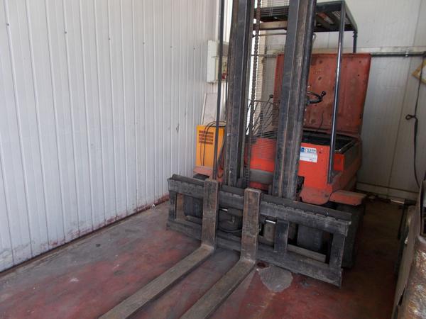 Carrelli elevatori in vendita