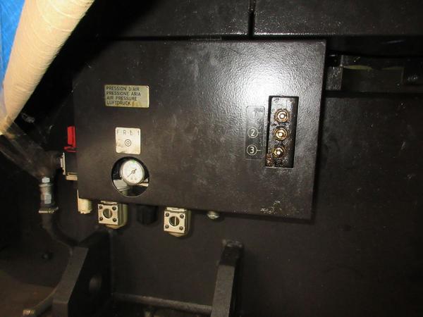 24#4517 Punzonatrice automatica Amada in vendita - foto 4