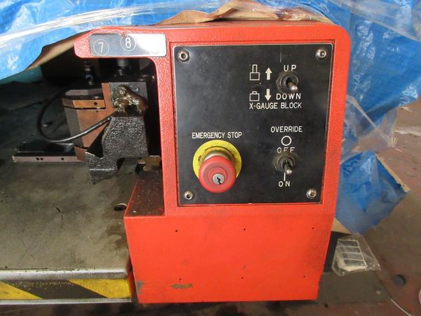 24#4517 Punzonatrice automatica Amada in vendita - foto 6