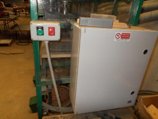 46#4517 Foratrice per sedili in legno in vendita - foto 4