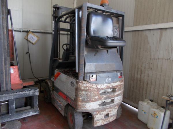 Carrelli elevatori in vendita