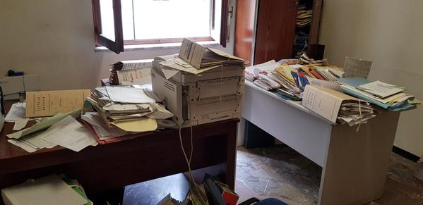 1#4518 Arredo e attrezzature per ufficio in vendita - foto 3