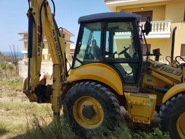 4#4518 Pala gommata New Holland in vendita - foto 4