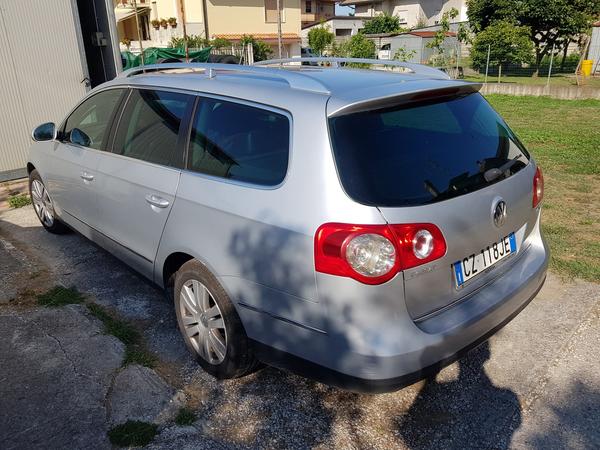 3#4520 Autovettura Volkswagen Passat in vendita - foto 4
