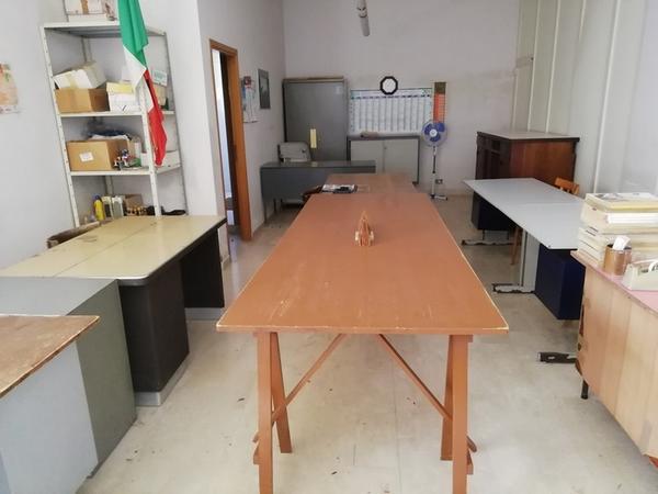 1#4526 Arredi ed attrezzature da ufficio in vendita - foto 7