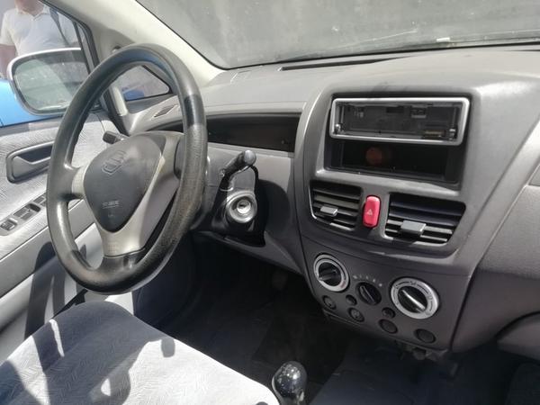 8#4526 Autovettura Suzuki Liana in vendita - foto 8