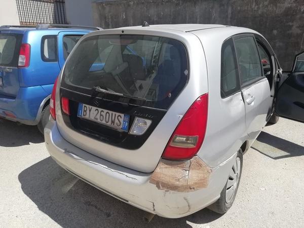 8#4526 Autovettura Suzuki Liana in vendita - foto 9