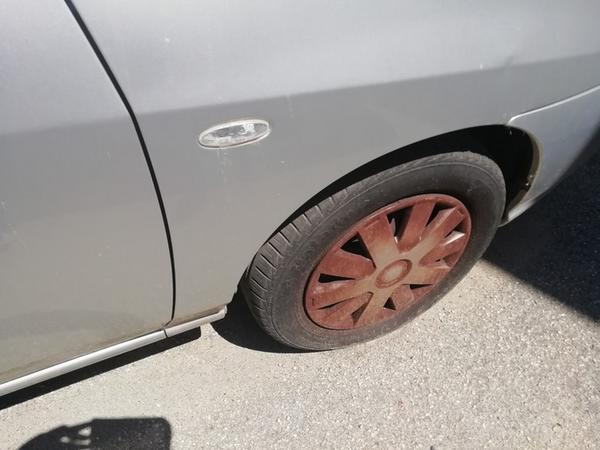 8#4526 Autovettura Suzuki Liana in vendita - foto 12