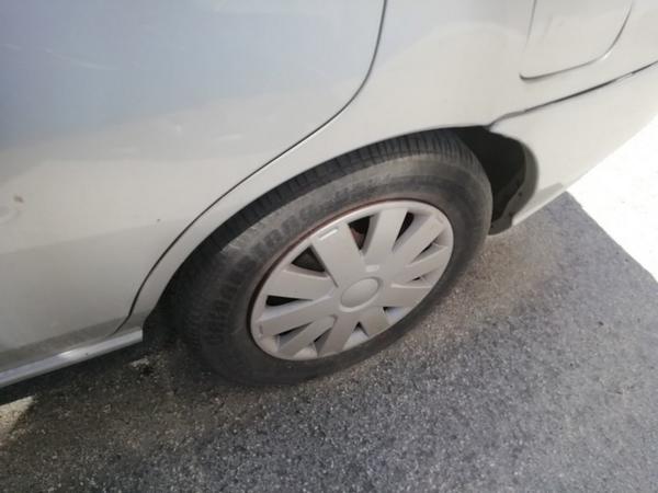 8#4526 Autovettura Suzuki Liana in vendita - foto 15