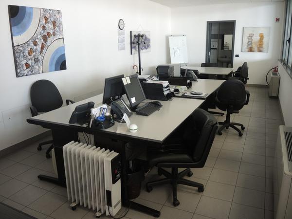 31#4530 Arredo ufficio in vendita - foto 1