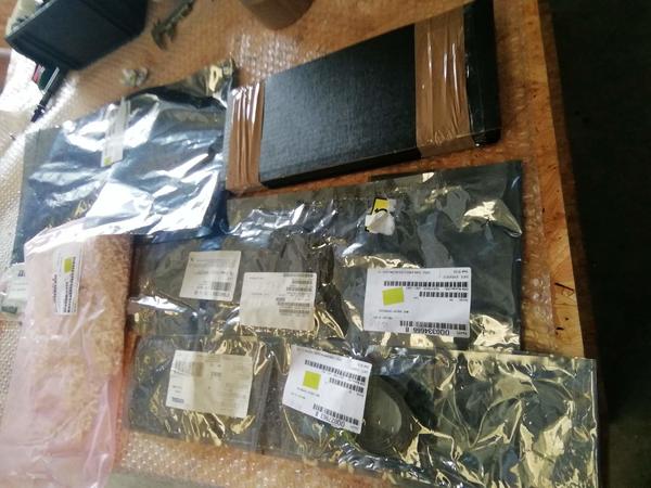 42#4533 Microcontrollori a 8 bit, molex e varie in vendita - foto 14