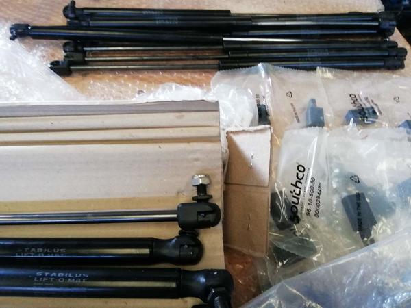 43#4533 Cerniere per porte e molle a gas in vendita - foto 8