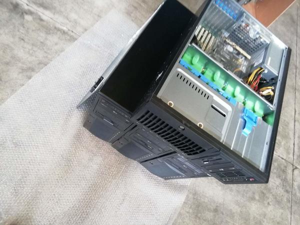 48#4533 Supermicro 736-cs in vendita - foto 1