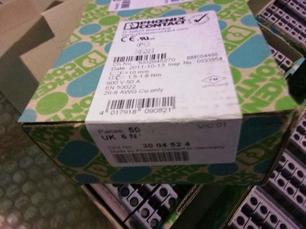 8#4533 Alimentatori, prese, pulsanti e interuttori in vendita - foto 3