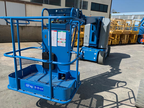 2#4535 Piattaforma semovente girevole articolata Genie z-30/20n in vendita - foto 3