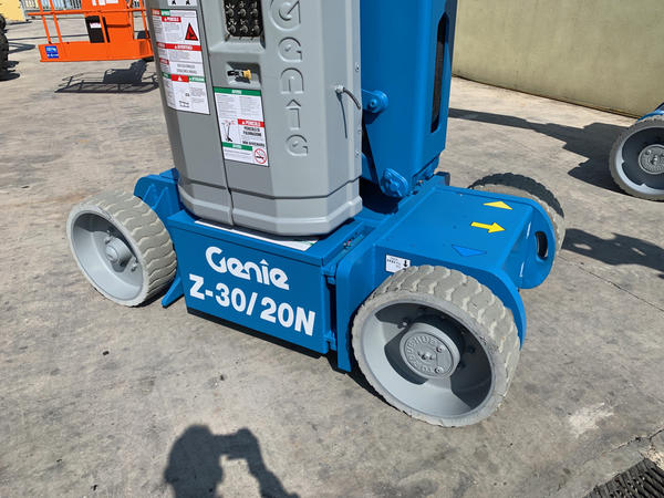 2#4535 Piattaforma semovente girevole articolata Genie z-30/20n in vendita - foto 4