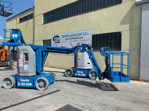 2#4535 Piattaforma semovente girevole articolata Genie z-30/20n in vendita - foto 8