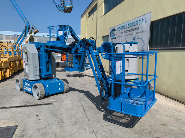 2#4535 Piattaforma semovente girevole articolata Genie z-30/20n in vendita - foto 9