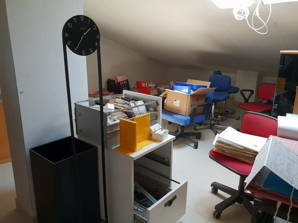 1#4547 Arredi e attrezzatura da ufficio in vendita - foto 12