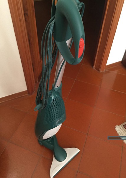 4#4547 Scopa elettrica Folletto in vendita - foto 1