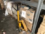 Image 2 - Manual pallet trucks and and Toyota forklift - Lot 4 (Auction 4548)