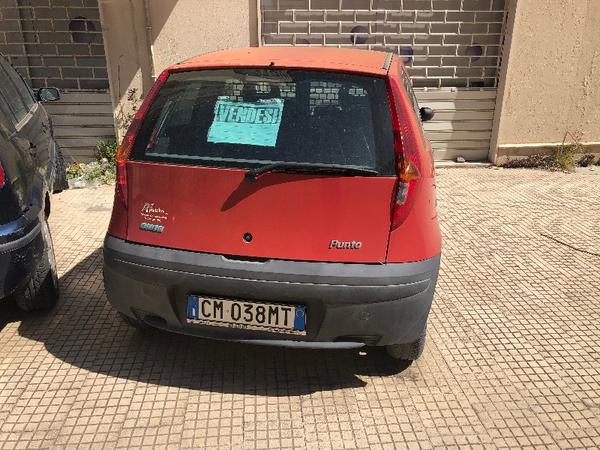 9#4548 Autocarro Fiat Punto Van in vendita - foto 2