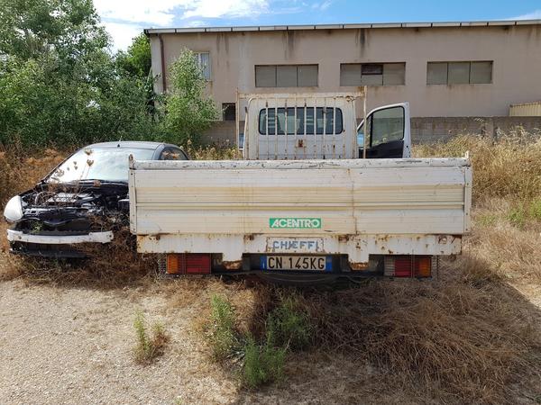 29#4551 Autoveicolo Iveco in vendita - foto 2