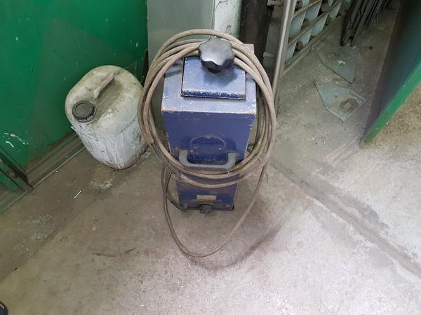 35#4551 Generatore Miller e troncatrice Wurth in vendita - foto 27