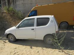 Fiat 600 car - Lot 4 (Auction 45520)