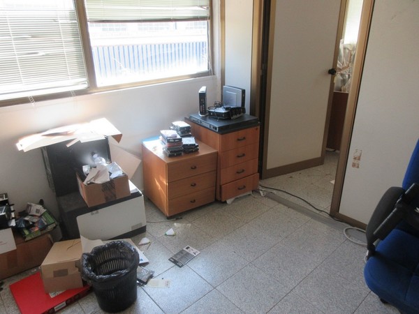 10#4559 Arredamento da ufficio in vendita - foto 3
