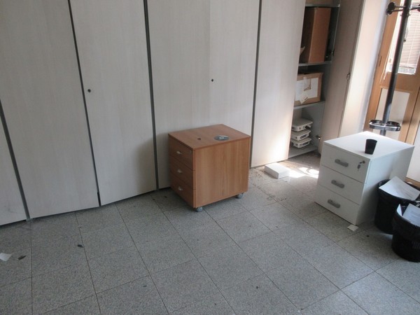 10#4559 Arredamento da ufficio in vendita - foto 7