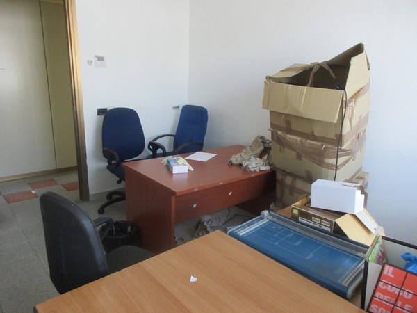 10#4559 Arredamento da ufficio in vendita - foto 35