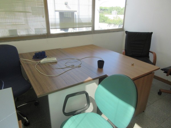10#4559 Arredamento da ufficio in vendita - foto 44
