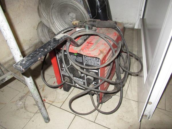 4#4560 Attrezzature officina in vendita - foto 18