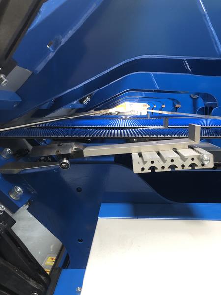 1#4562 Piegatrice Variobend a doppia bandiera semiautomatica in vendita - foto 4
